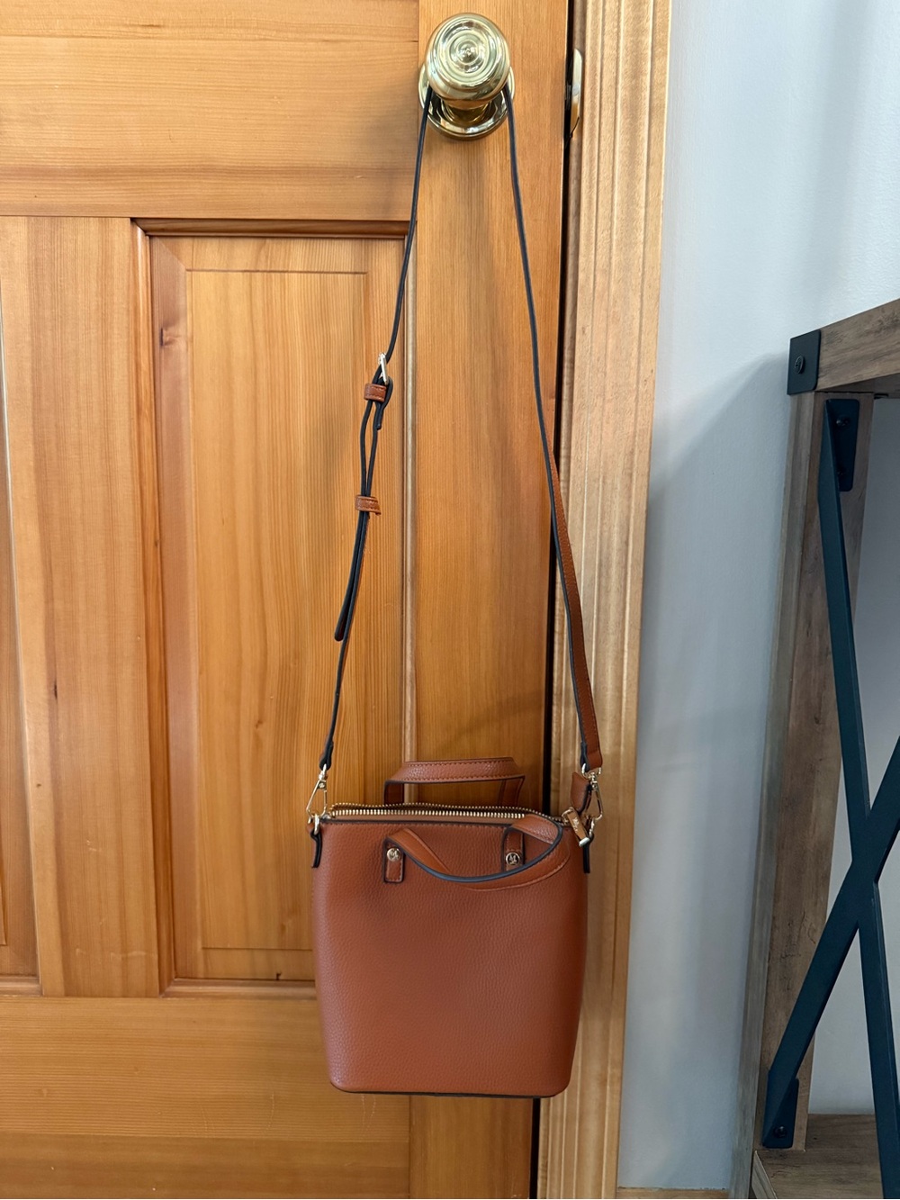 Mali &Lili Crossbody Bag View 2